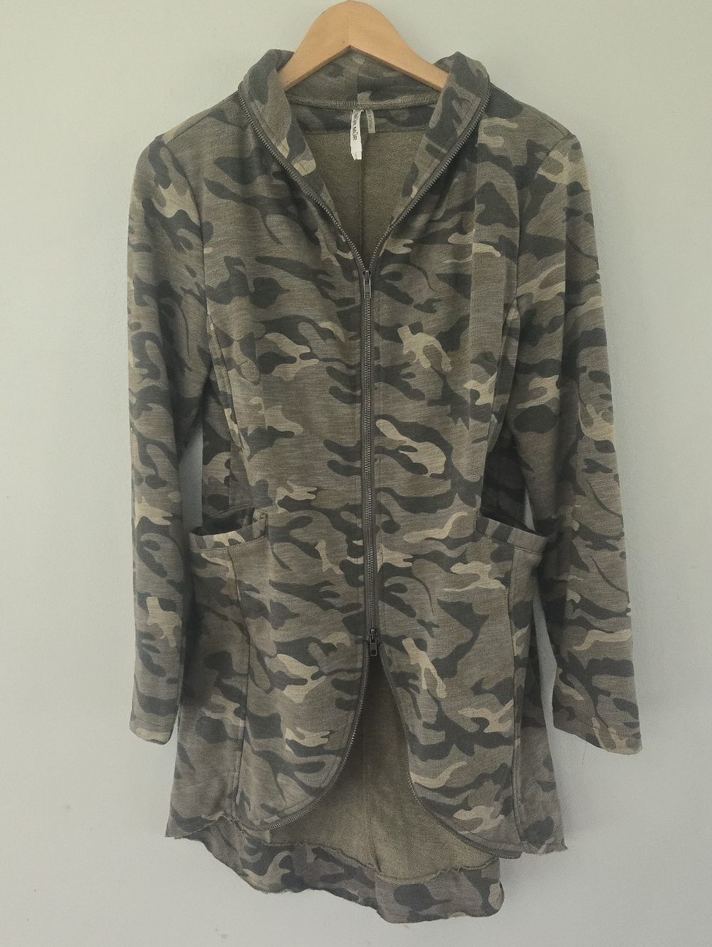 Mur Mur  Womens Large Camo Zippered Jacket Utility High Low